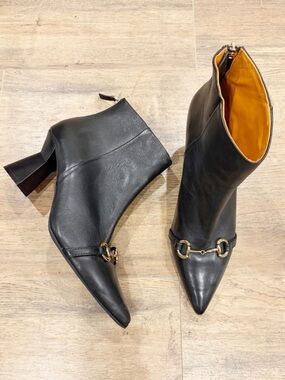 Saint G Ashley Leather Pointed Toe Horsebit Ankle Bootie size 8